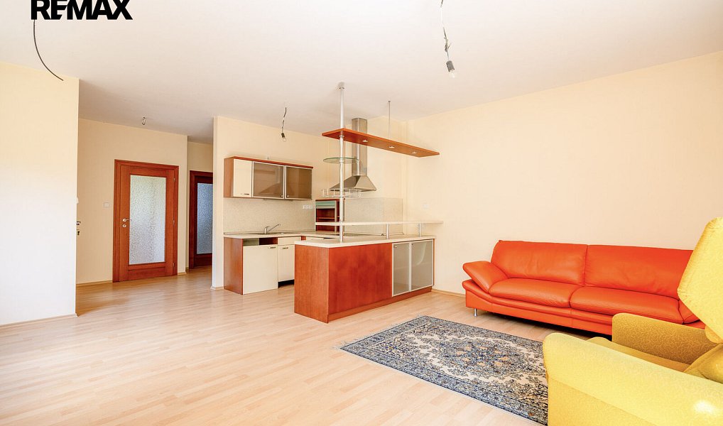 Prodej domu 358 m² s pozemkem 1 101 m², Praha – náhled fotky 13