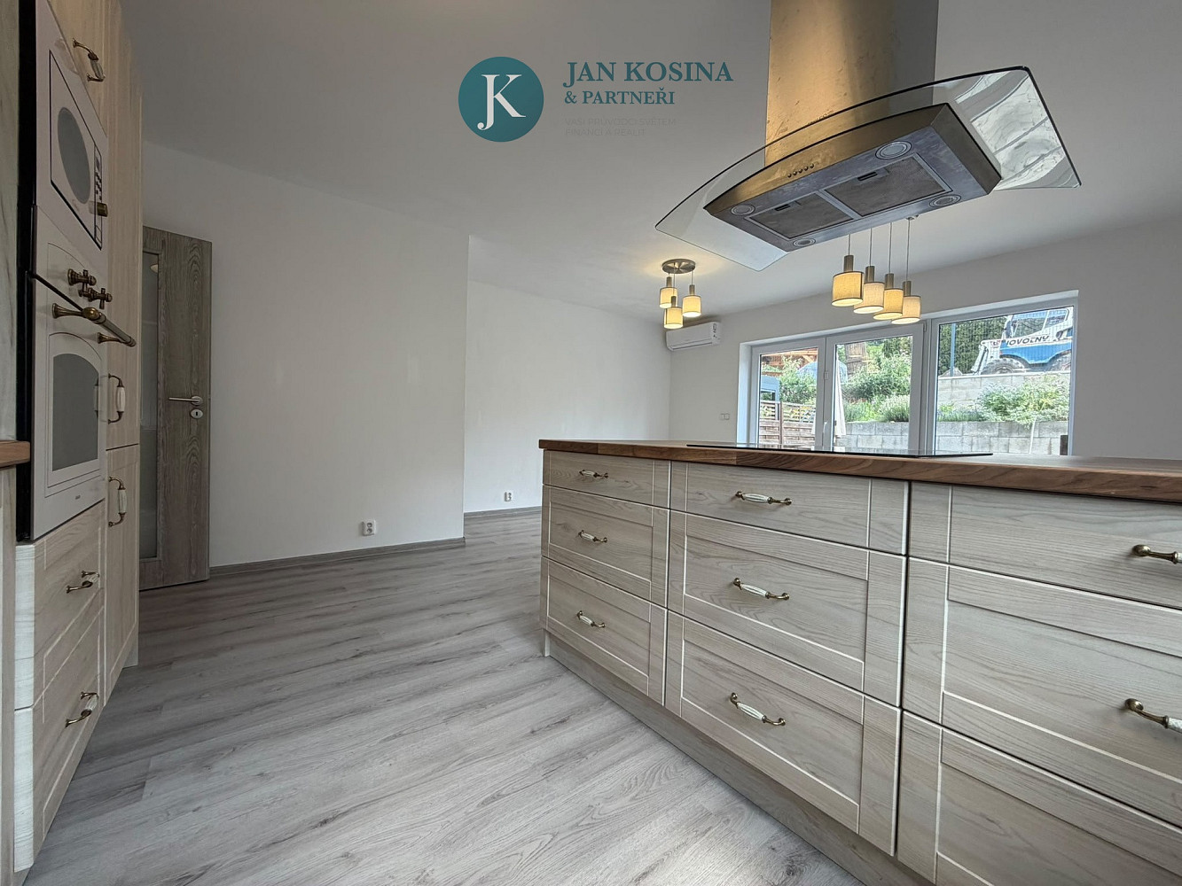 Pronájem bytu 4+kk 76 m² - Ansicht 3