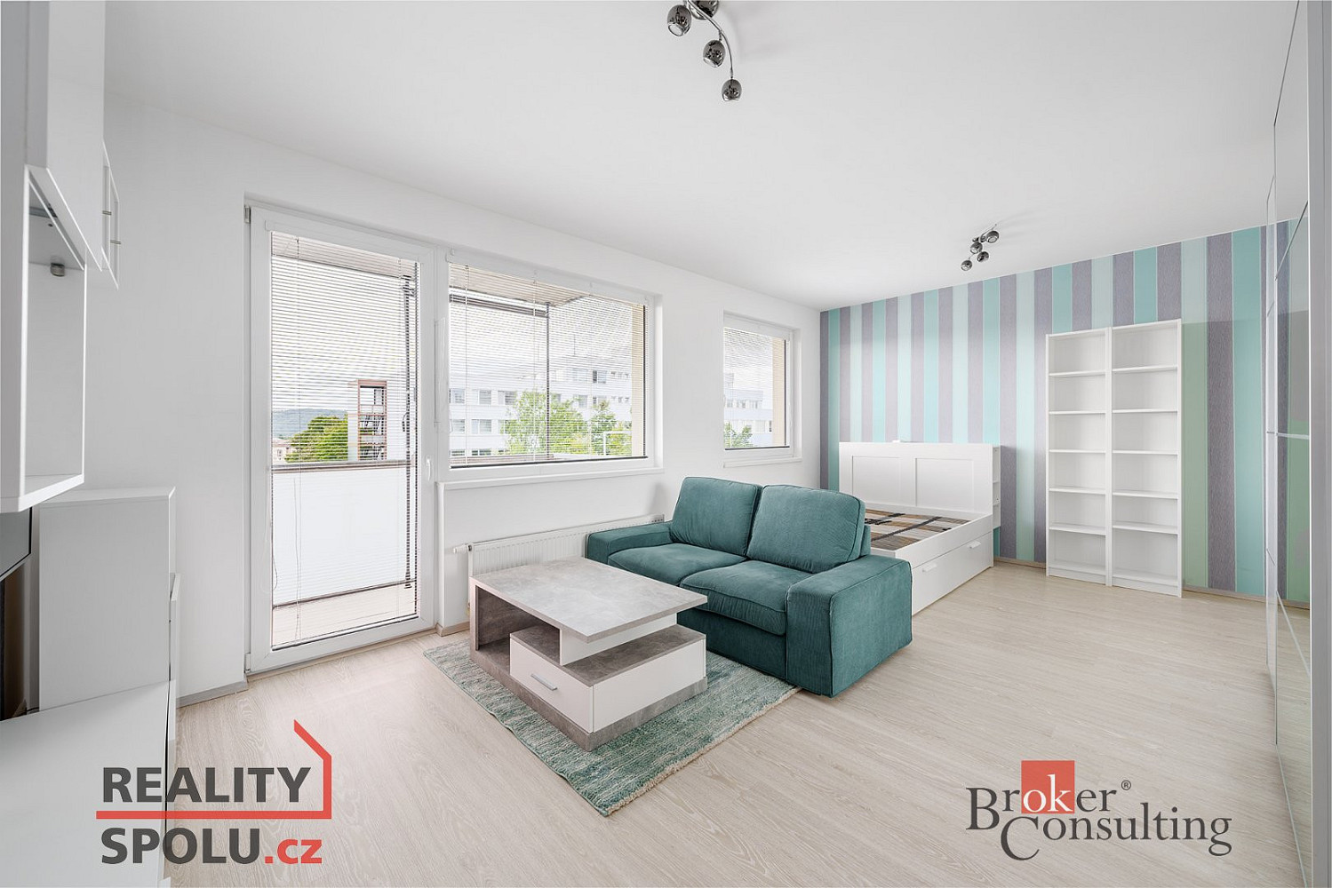 Pronájem bytu 1+kk 37 m²