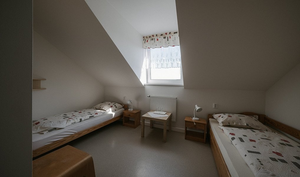 Prodej ubytovacího objektu 280 m², Suchý – náhled fotky 19