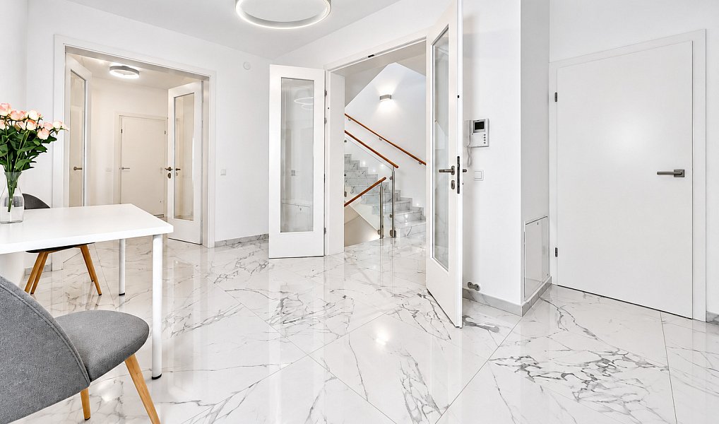 Prodej domu 408 m² s pozemkem 923 m², Pohořelice – náhled fotky 9