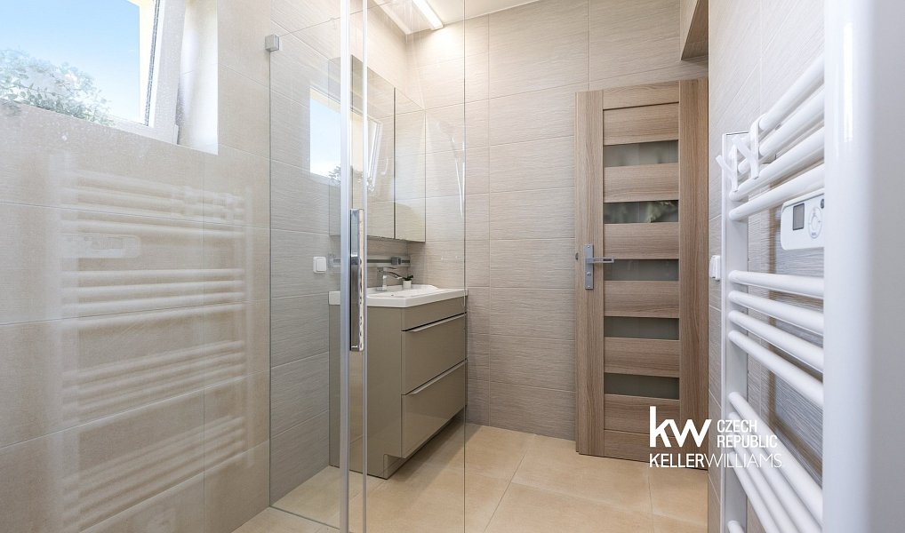 Prodej domu 128 m² s pozemkem 248 m², Kosořice – náhled fotky 16
