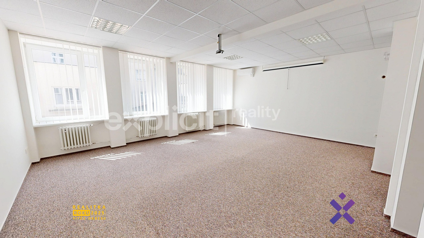 Pronájem kanceláře 50 m² – fotografie 2