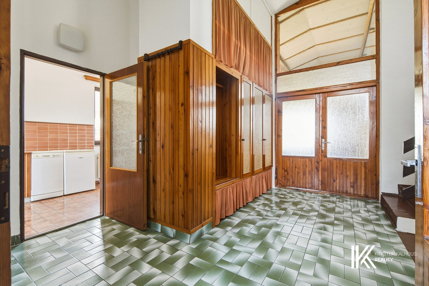 Prodej domu 227 m² s pozemkem 1 193 m² — photo 4