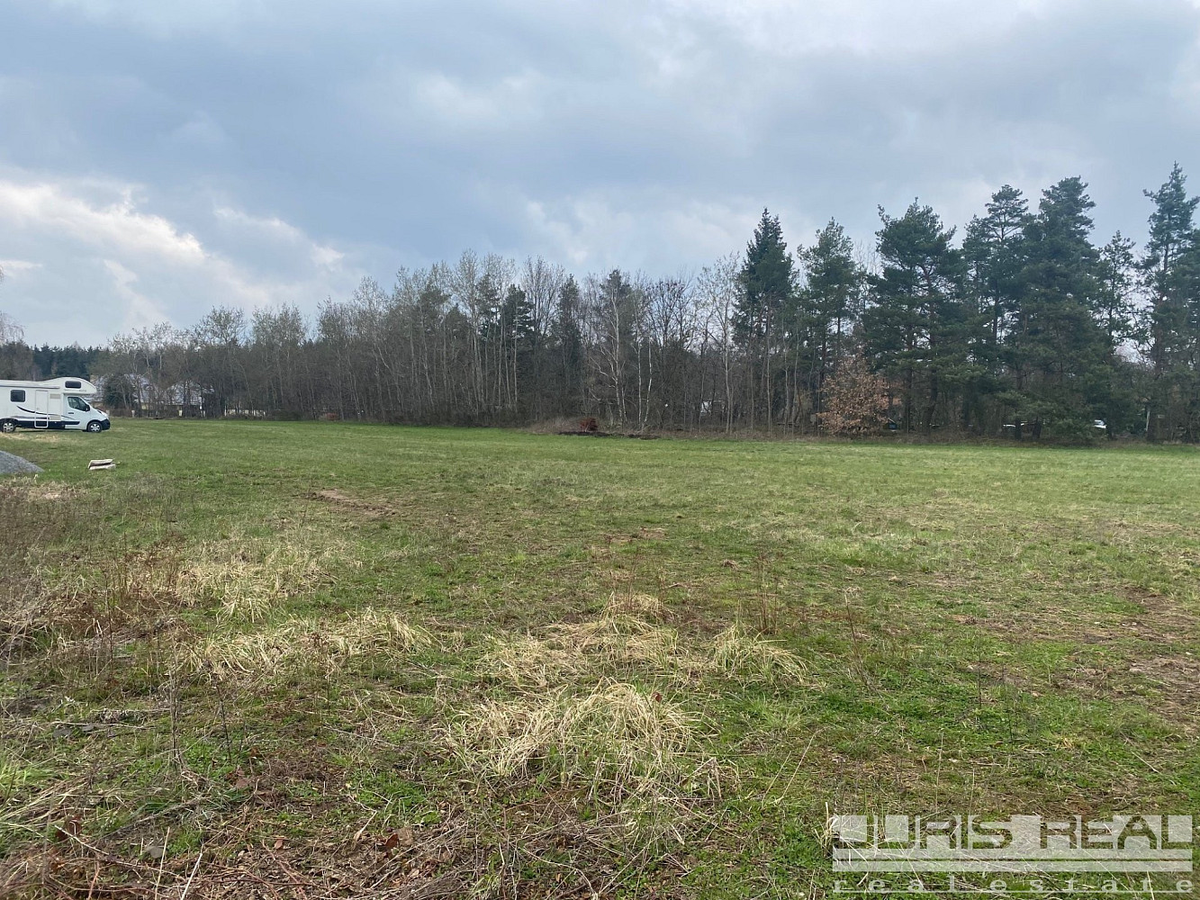 Prodej stavebního pozemku 1 612 m² – fotografie 3