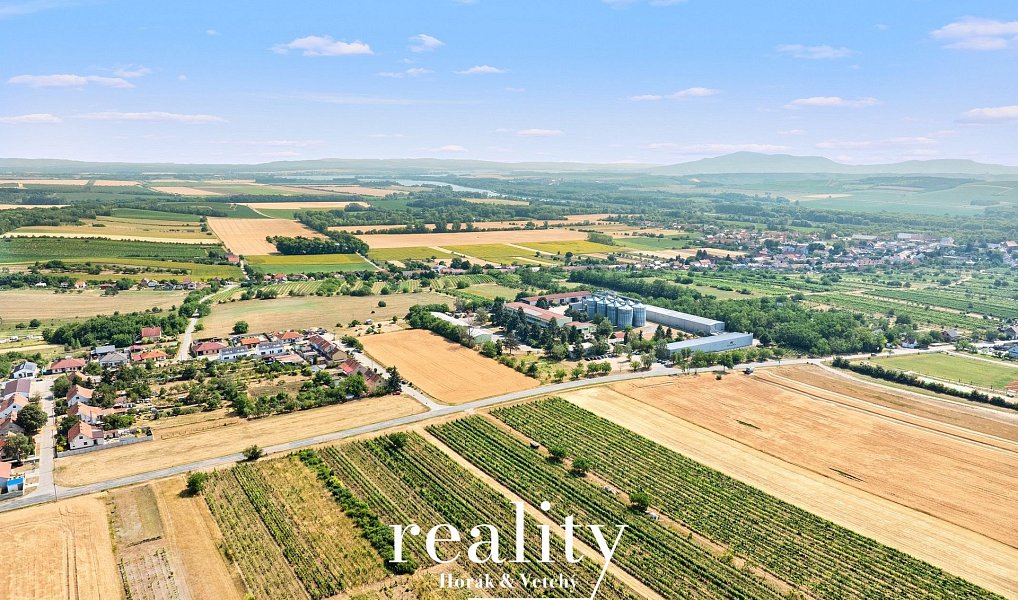 Prodej stavebního pozemku 883 m², Drnholec – náhled fotky 10