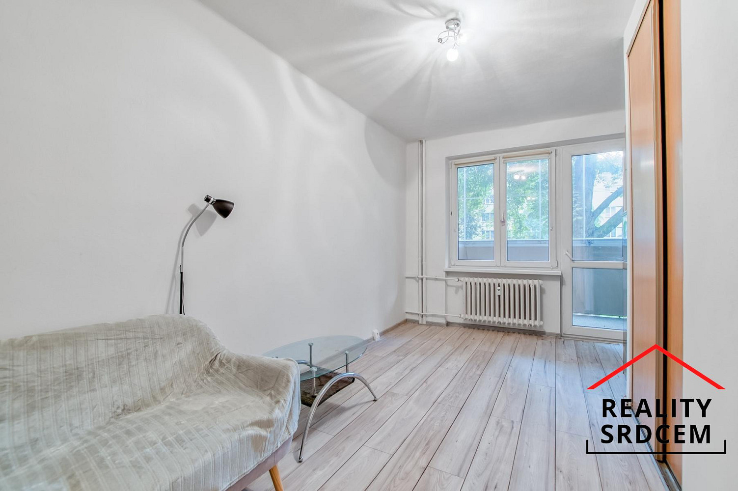 Pronájem bytu 1+kk 23 m² – fotografie 3