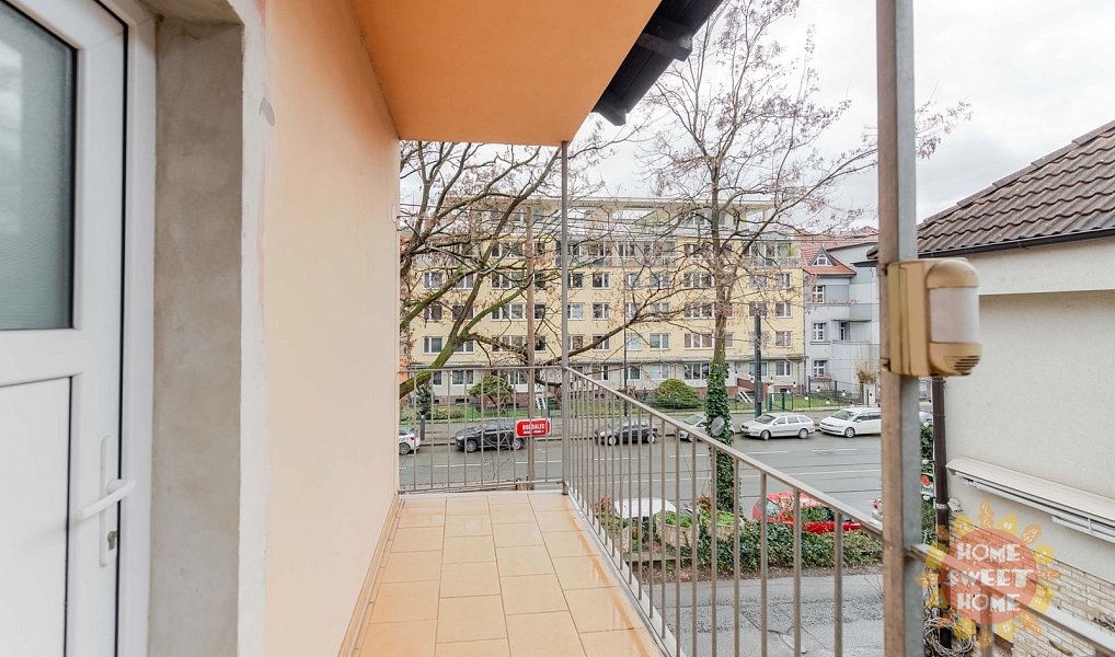 Prodej stavebního pozemku 518 m², Praha – náhled fotky 2