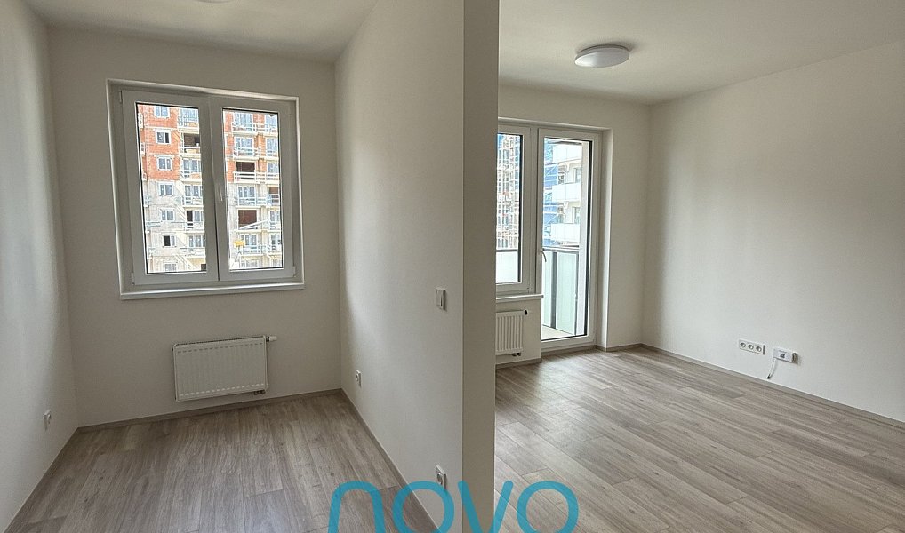 Pronájem bytu 1+kk 35 m², Praha – náhled fotky 2