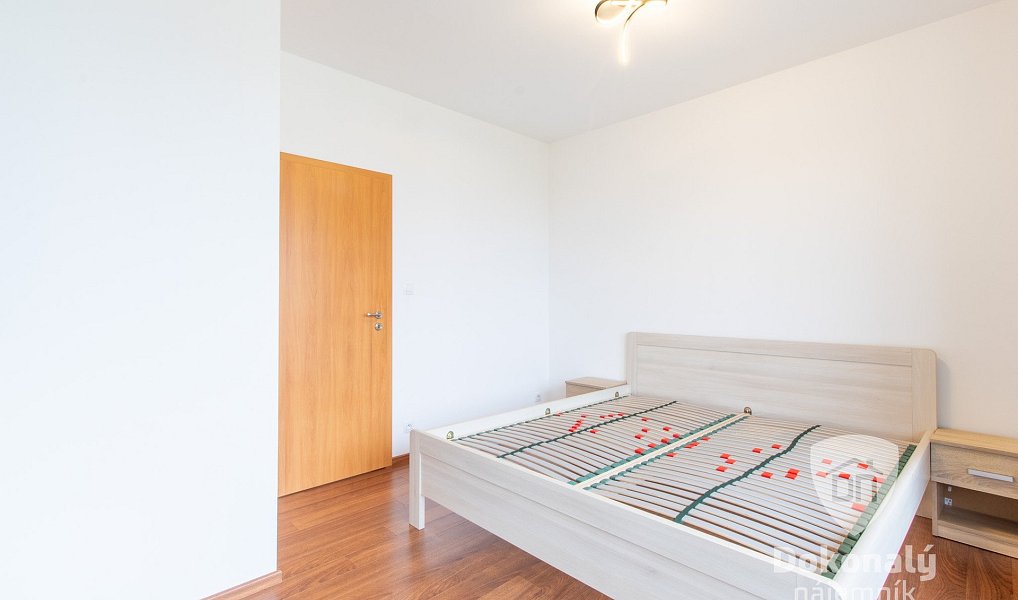 Pronájem bytu 2+kk 50 m², Praha – náhled fotky 7