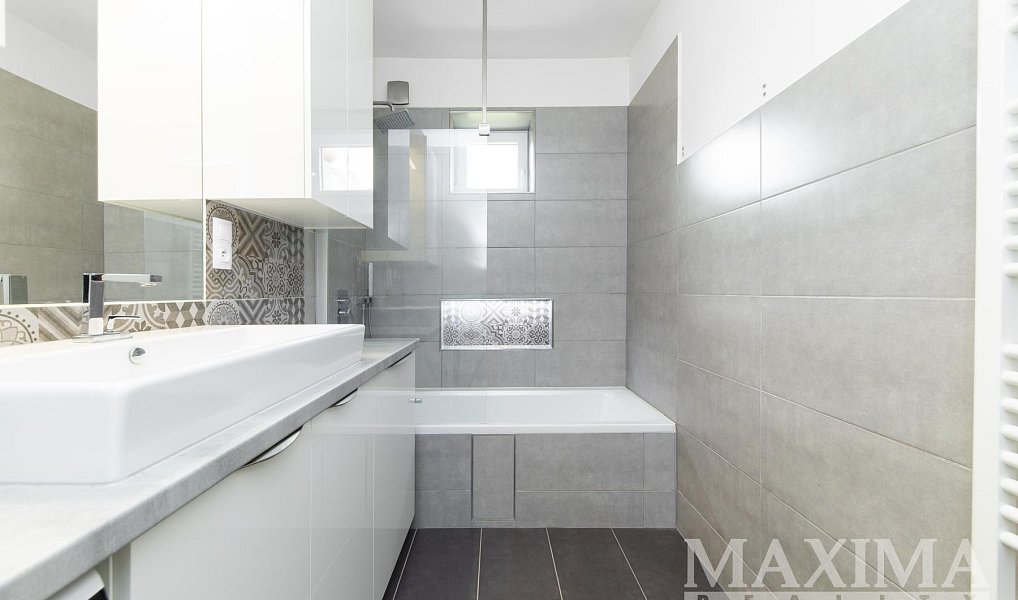 Prodej domu 180 m² s pozemkem 522 m², Hněvotín – náhled fotky 9