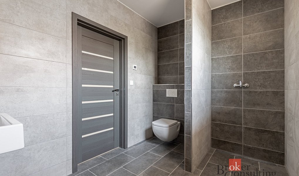 Prodej domu 100 m² s pozemkem 699 m², Miroslav – náhled fotky 15