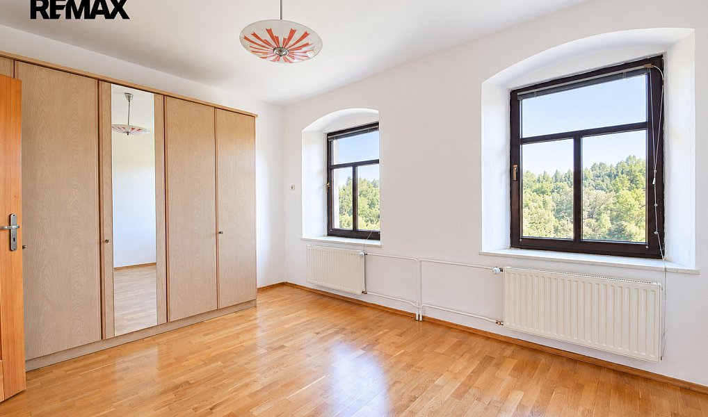Prodej domu 200 m² s pozemkem 910 m², Kájov – náhled fotky 39
