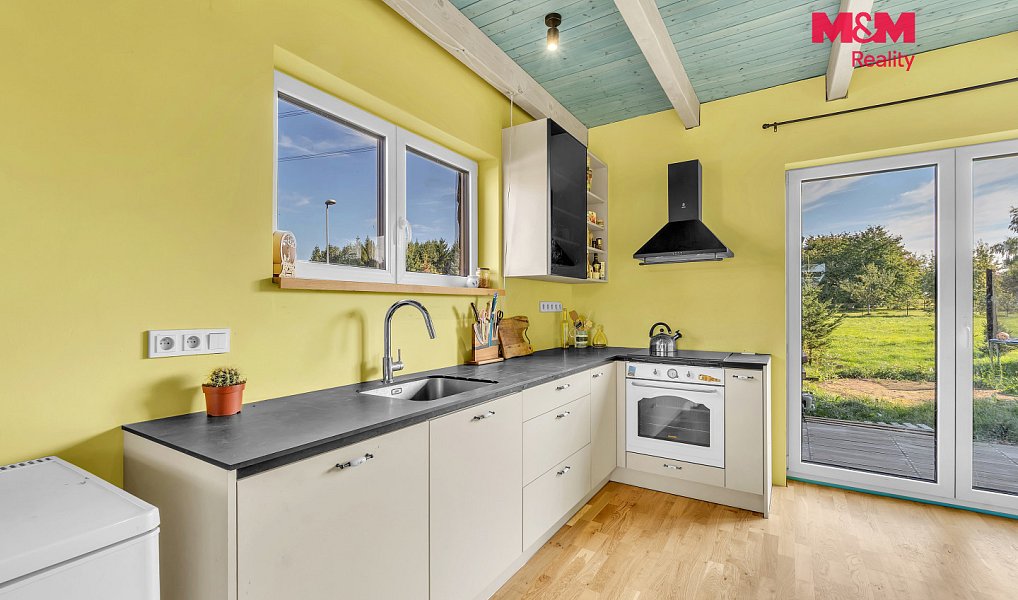 Prodej domu 65 m² s pozemkem 1 009 m², Lužany – náhled fotky 3