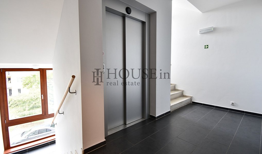 Pronájem bytu 2+kk 62 m², Praha – náhled fotky 12