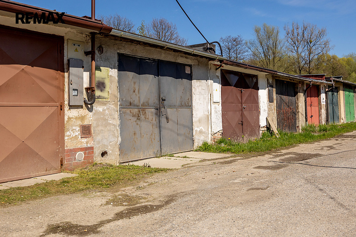 Prodej garáže, 23 m2 orlová — photo 2