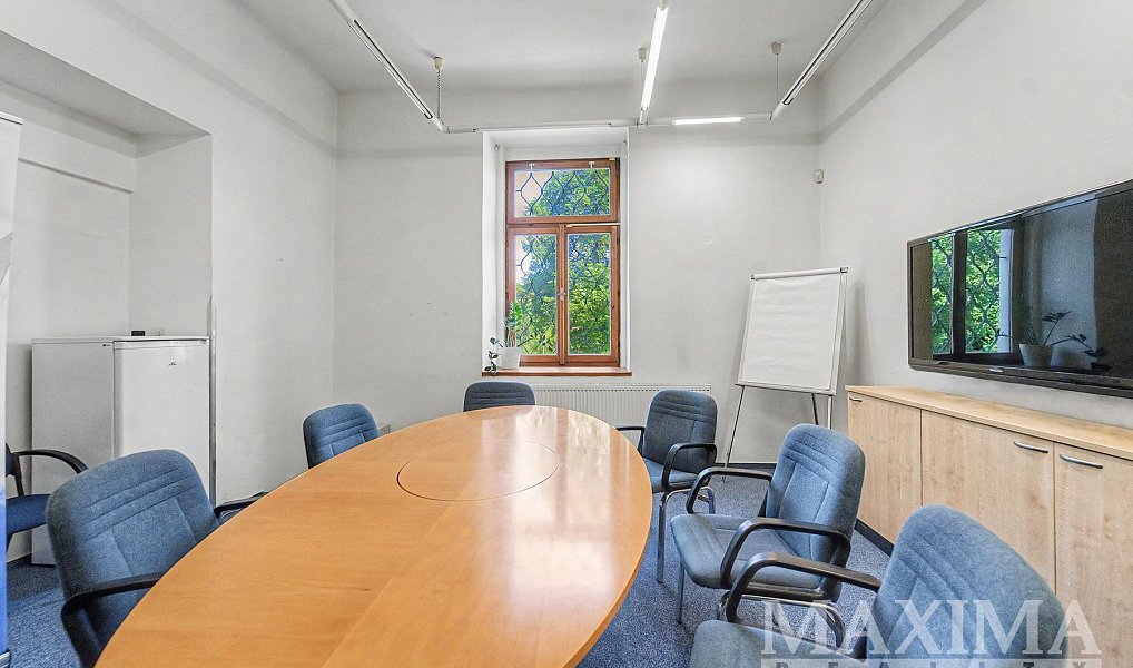 Prodej kanceláře 250 m², Praha – náhled fotky 12