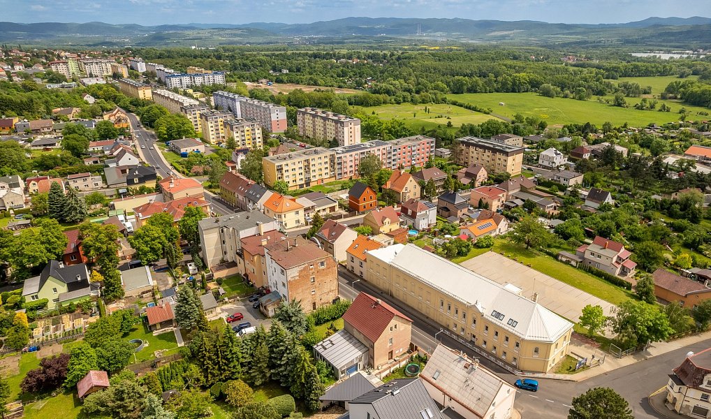 Prodej domu 240 m² s pozemkem 623 m², Krupka – náhled fotky 35