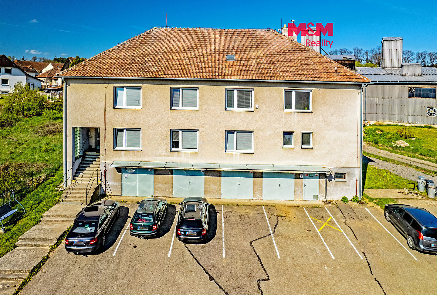 Prodej nájemního domu, činžáku 380 m²