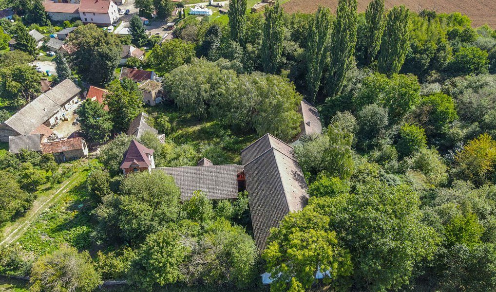Prodej stavebního pozemku 42 137 m², Zásmuky – náhled fotky 8
