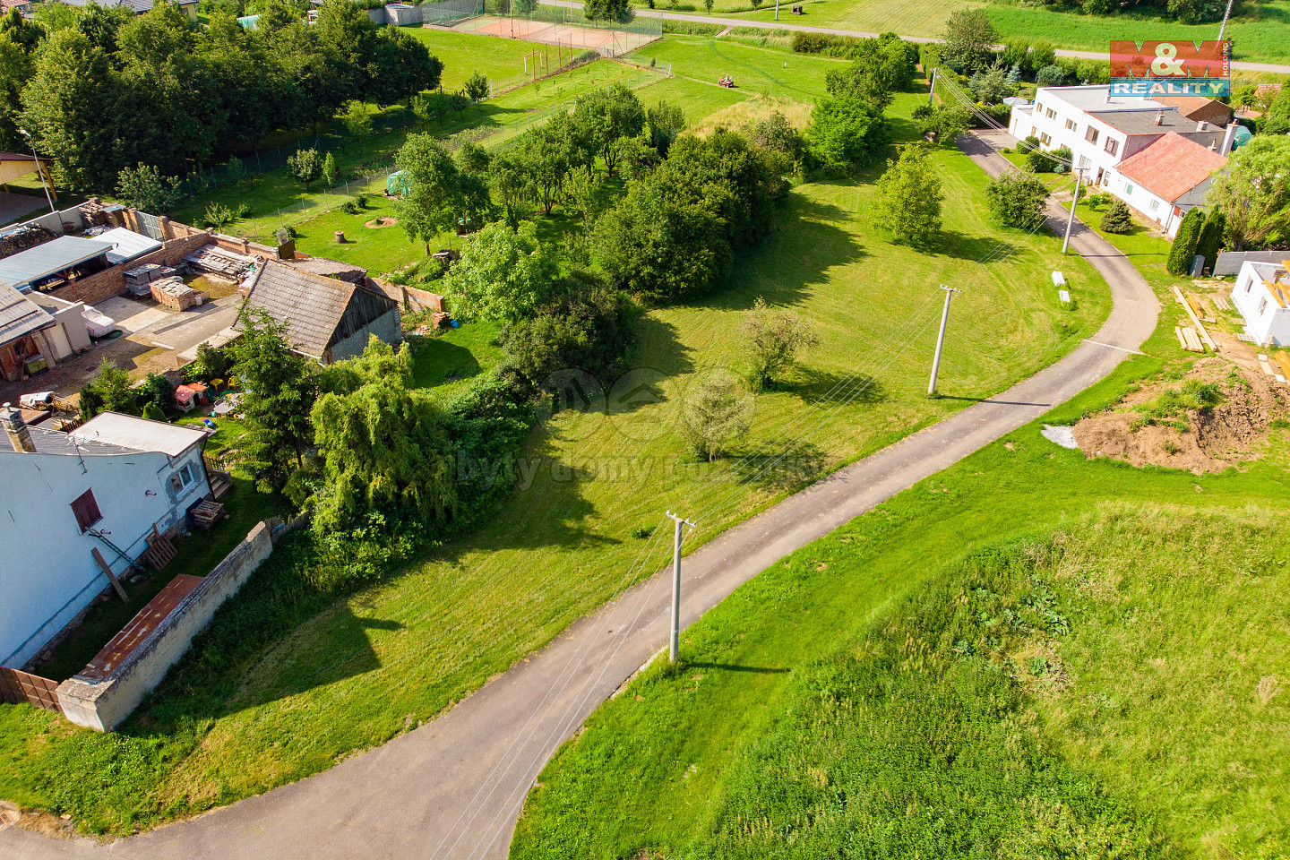 Prodej stavebního pozemku 1 021 m²