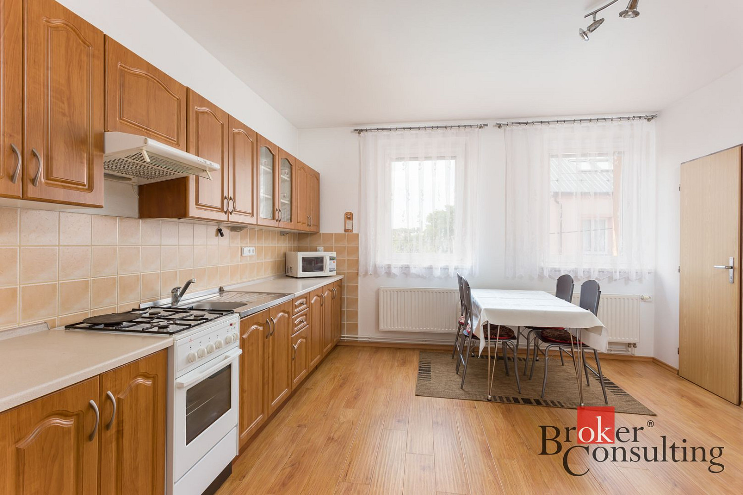 Prodej domu 202 m² s pozemkem 295 m² — photo 3