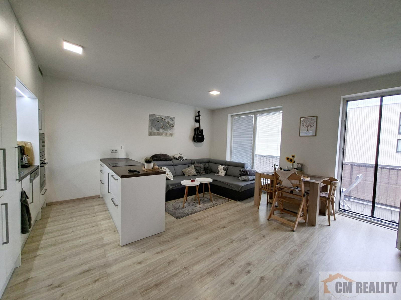 Pronájem bytu 2+kk 62 m² – fotografie 2