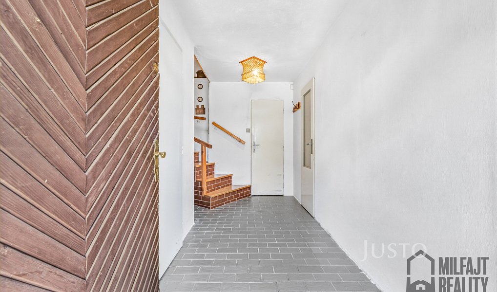 Prodej domu 140 m² s pozemkem 6 835 m², Mírová pod Kozákovem – náhled fotky 8
