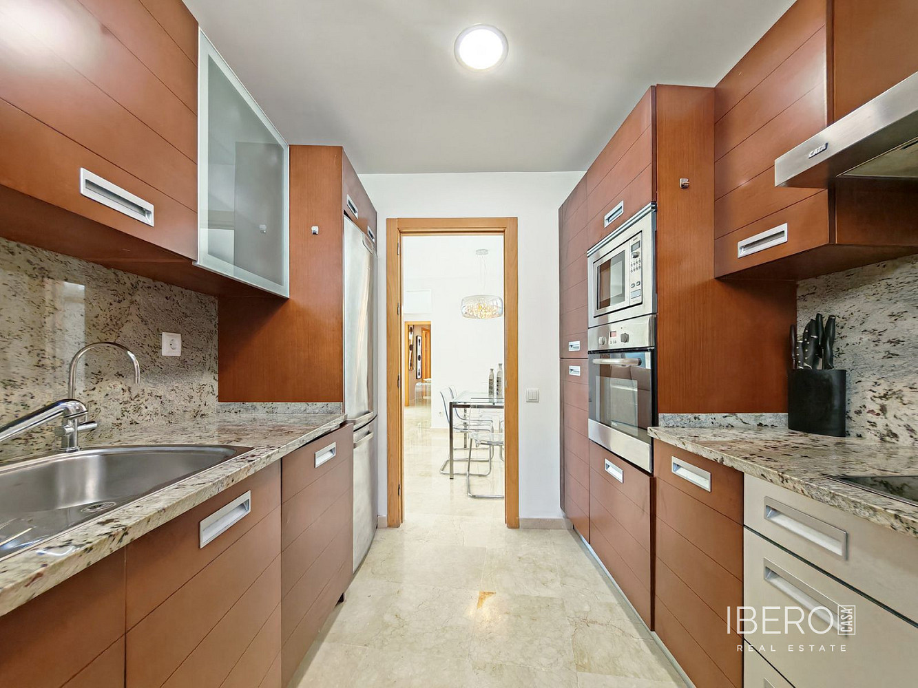 Piso 4+kk – Marbella, Rio Real - Más