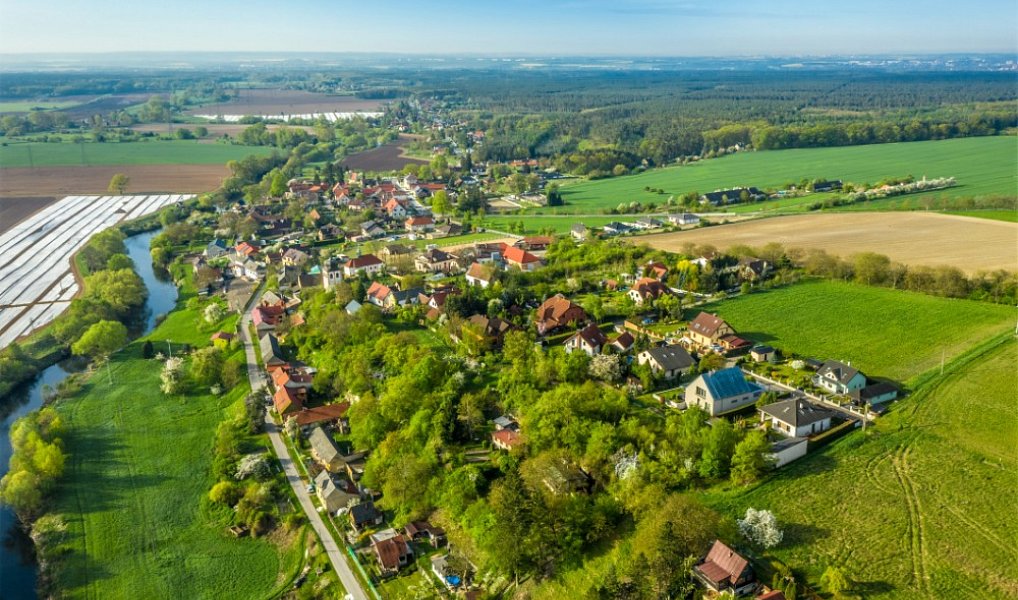 Prodej stavebního pozemku 1 364 m², Skorkov – náhled fotky 6