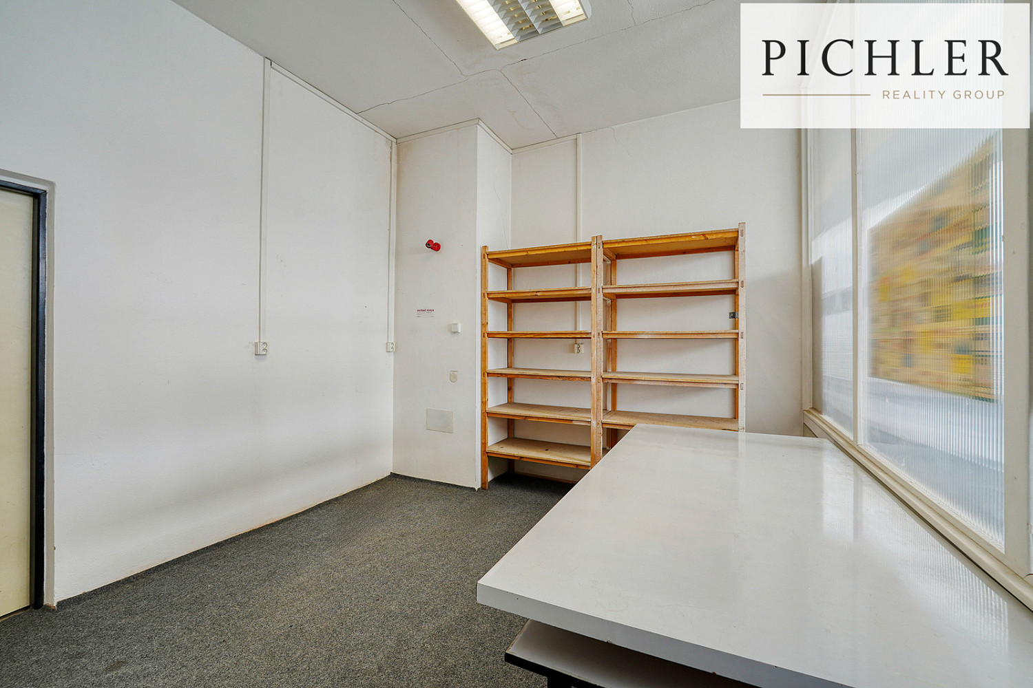 Pronájem kanceláře 29 m² — photo 3