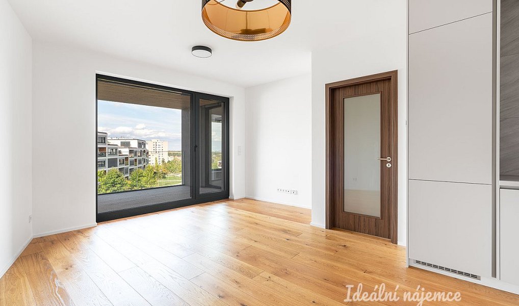 Pronájem bytu 2+kk 50 m², Praha – náhled fotky 2