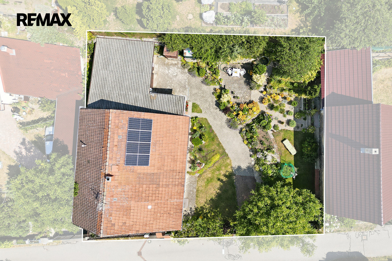 Prodej domu 201 m² s pozemkem 533 m² – fotografie 2
