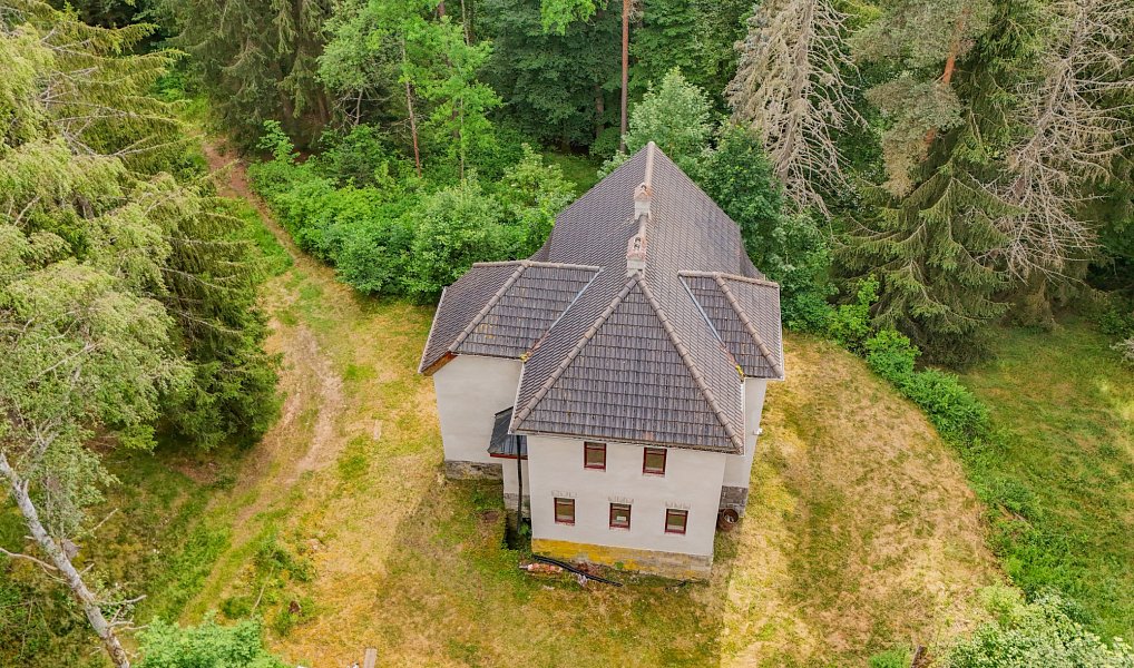 Prodej domu 194 m² s pozemkem 688 m², Aš – náhled fotky 3