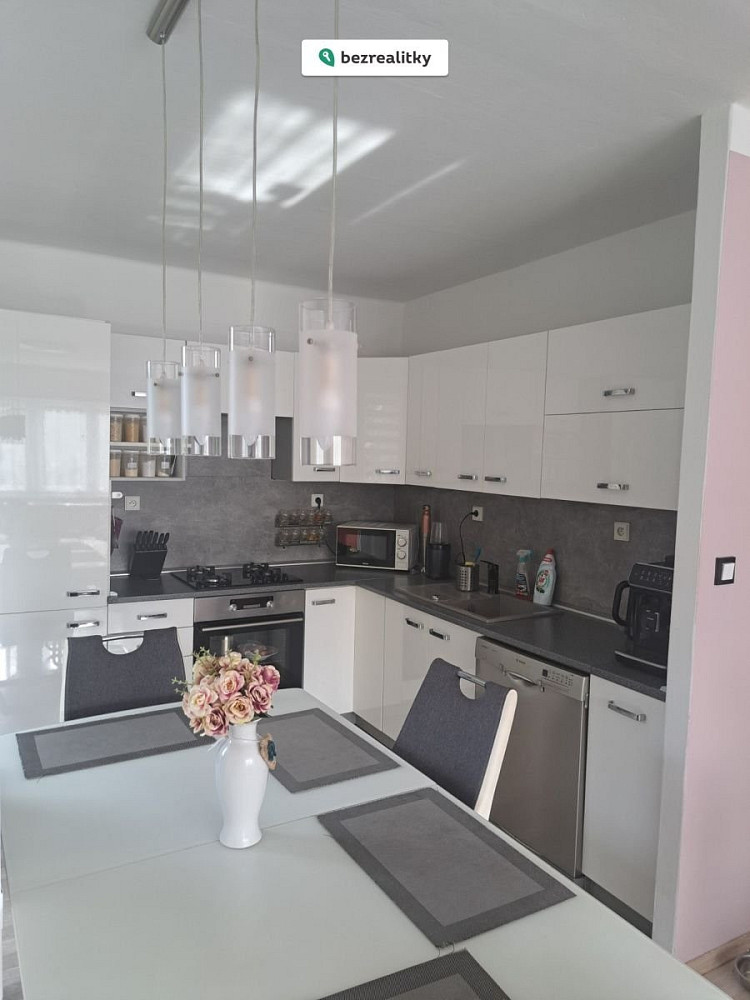 Prodej bytu 3+kk 64 m²