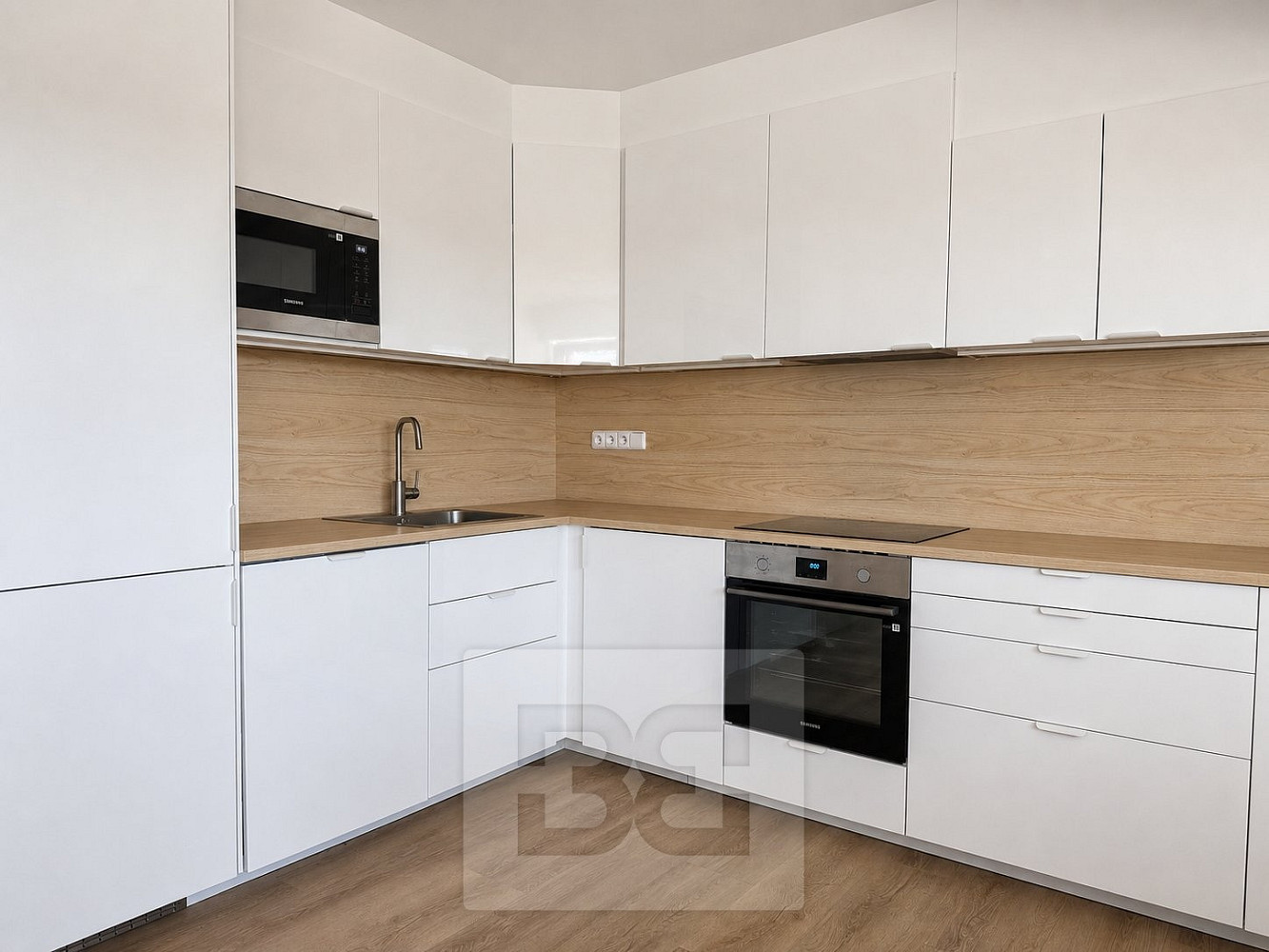 Prodej bytu 2+kk 66 m² – fotografie 5