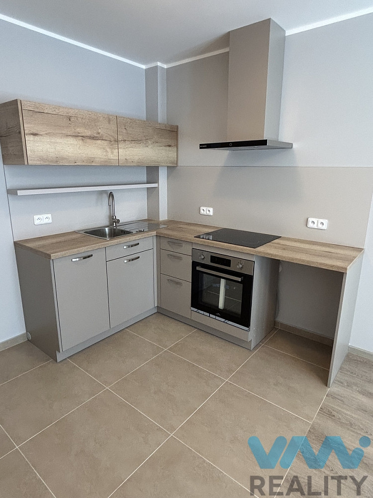 Pronájem bytu 2+kk 47 m² – pohled 4