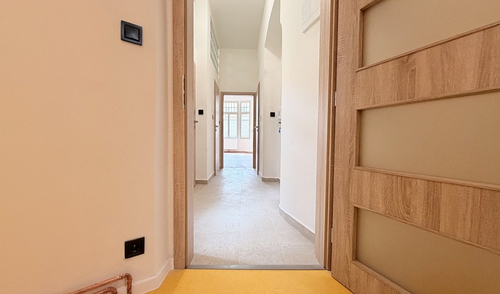 Pronájem bytu 3+1 74 m², Plzeň – náhled fotky 5