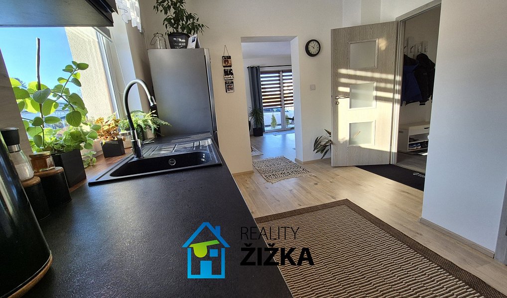 Prodej domu 106 m² s pozemkem 437 m², Sklené – náhled fotky 5
