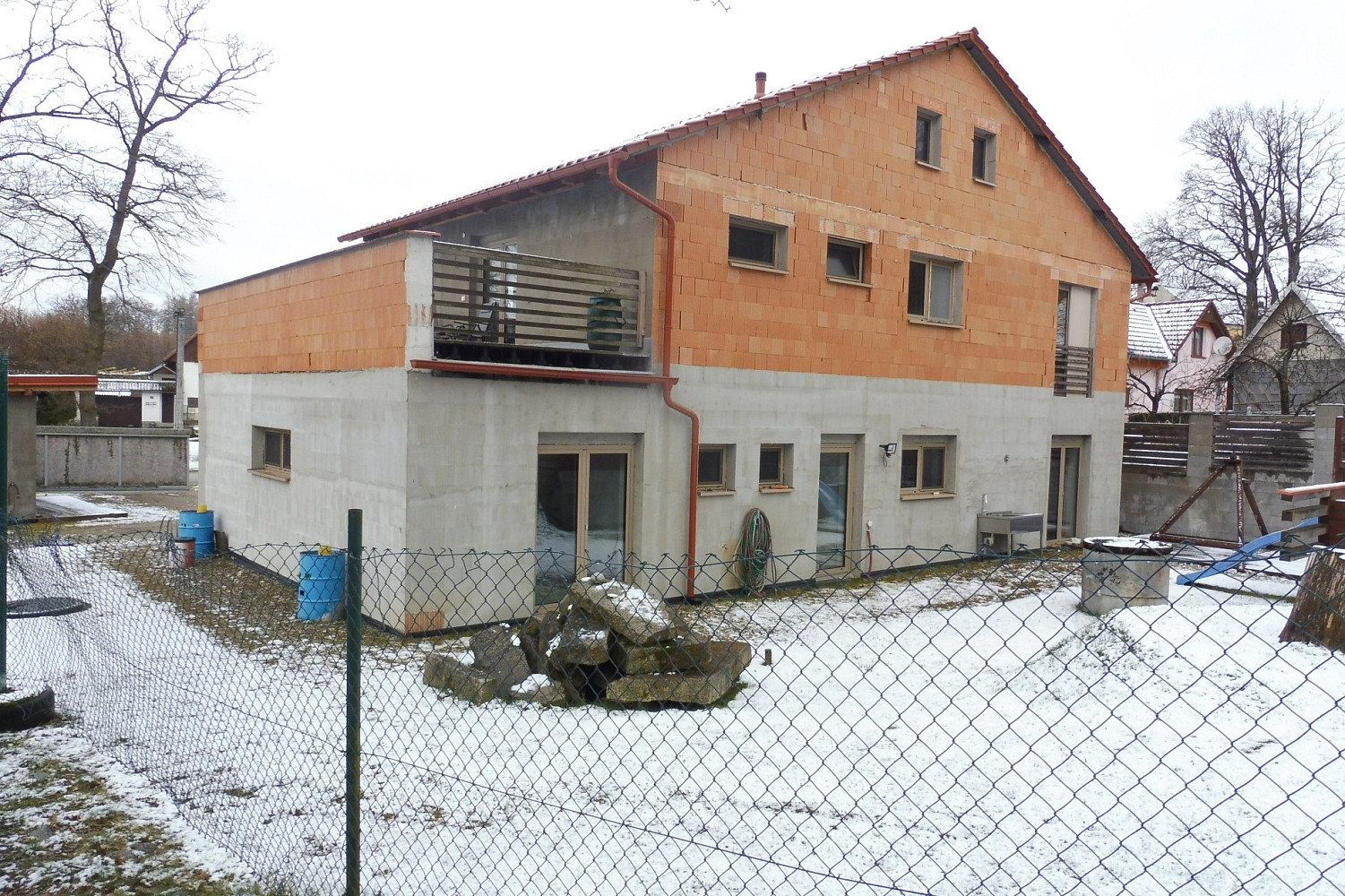 Dražba domu 328 m² s pozemkem 1 477 m²