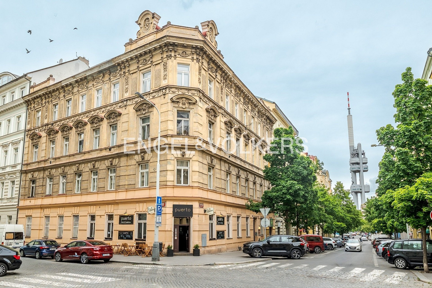 Pronájem obchodních prostor 71 m²