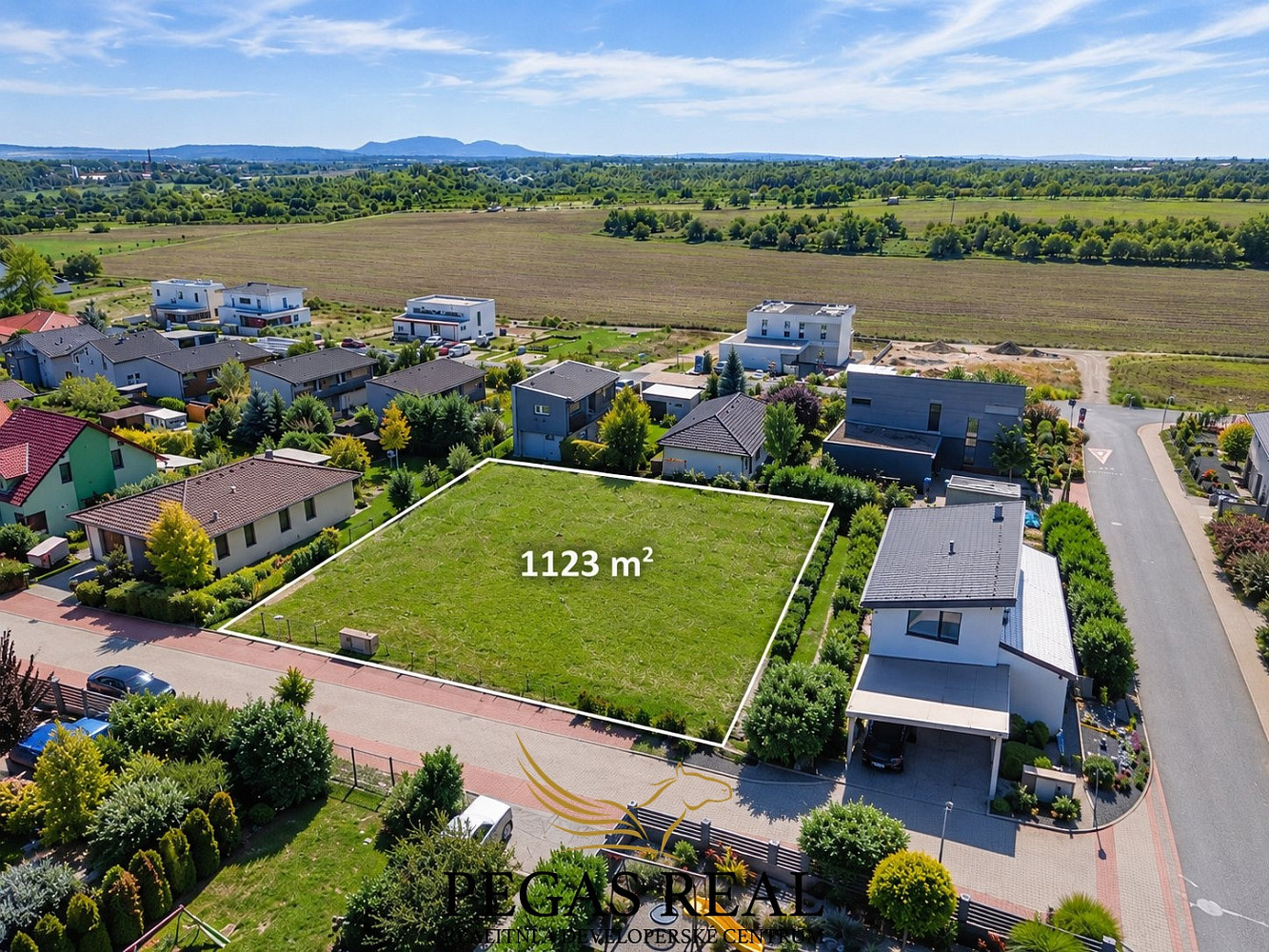 Prodej stavebního pozemku 1 123 m²