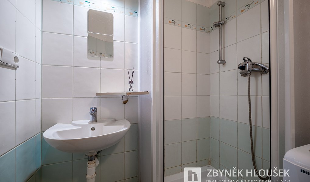 Prodej bytu 2+kk 42 m², Praha – náhled fotky 16