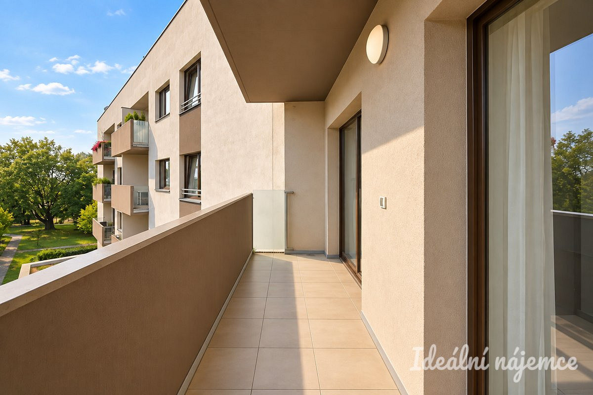 Pronájem bytu 2+kk 52 m² – fotografie 3