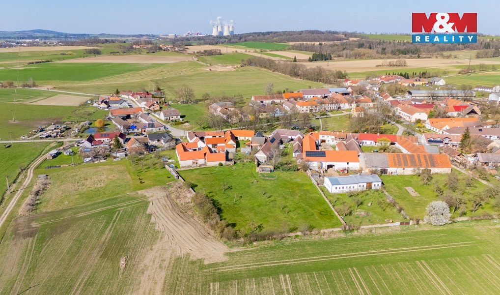 Prodej domu 195 m² s pozemkem 7 046 m², Dříteň – náhled fotky 4
