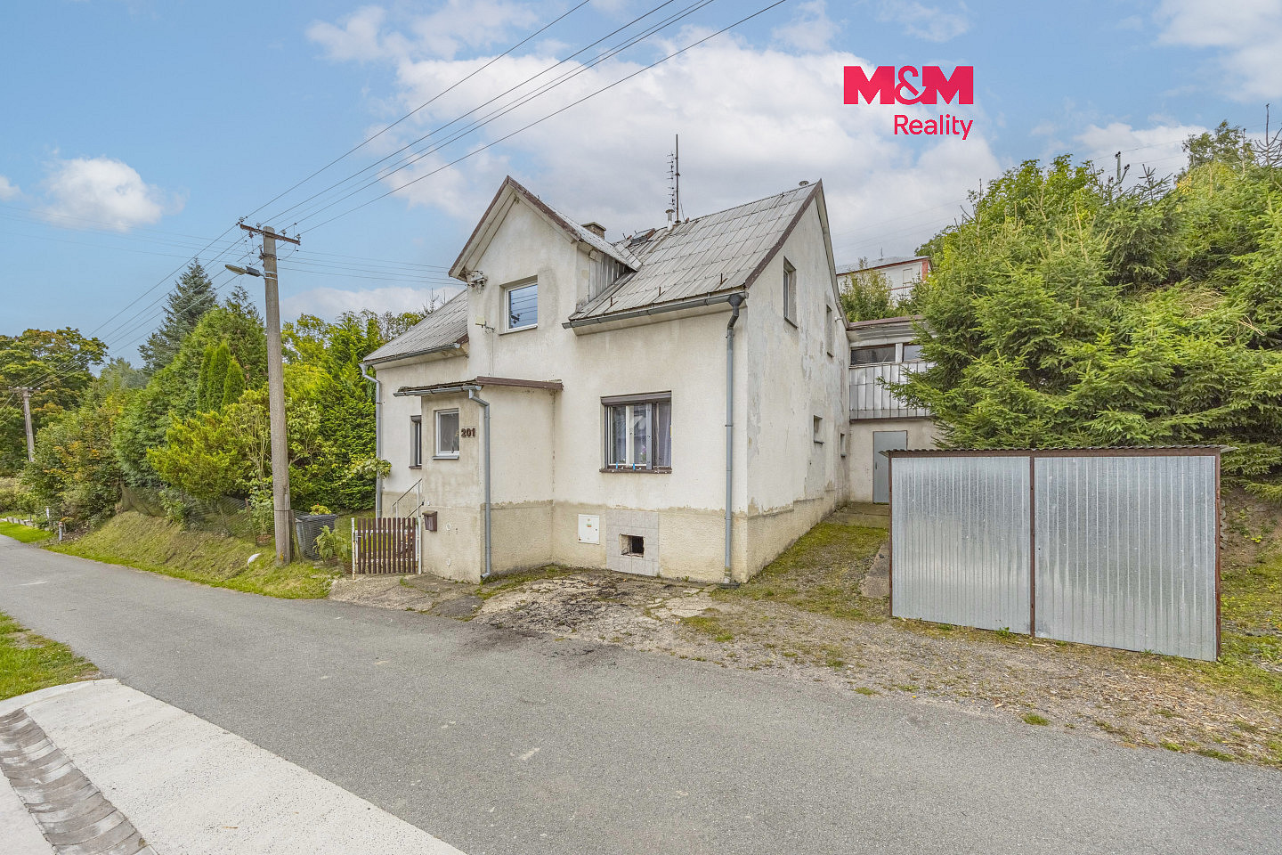 Prodej domu 200 m² s pozemkem 1 151 m²