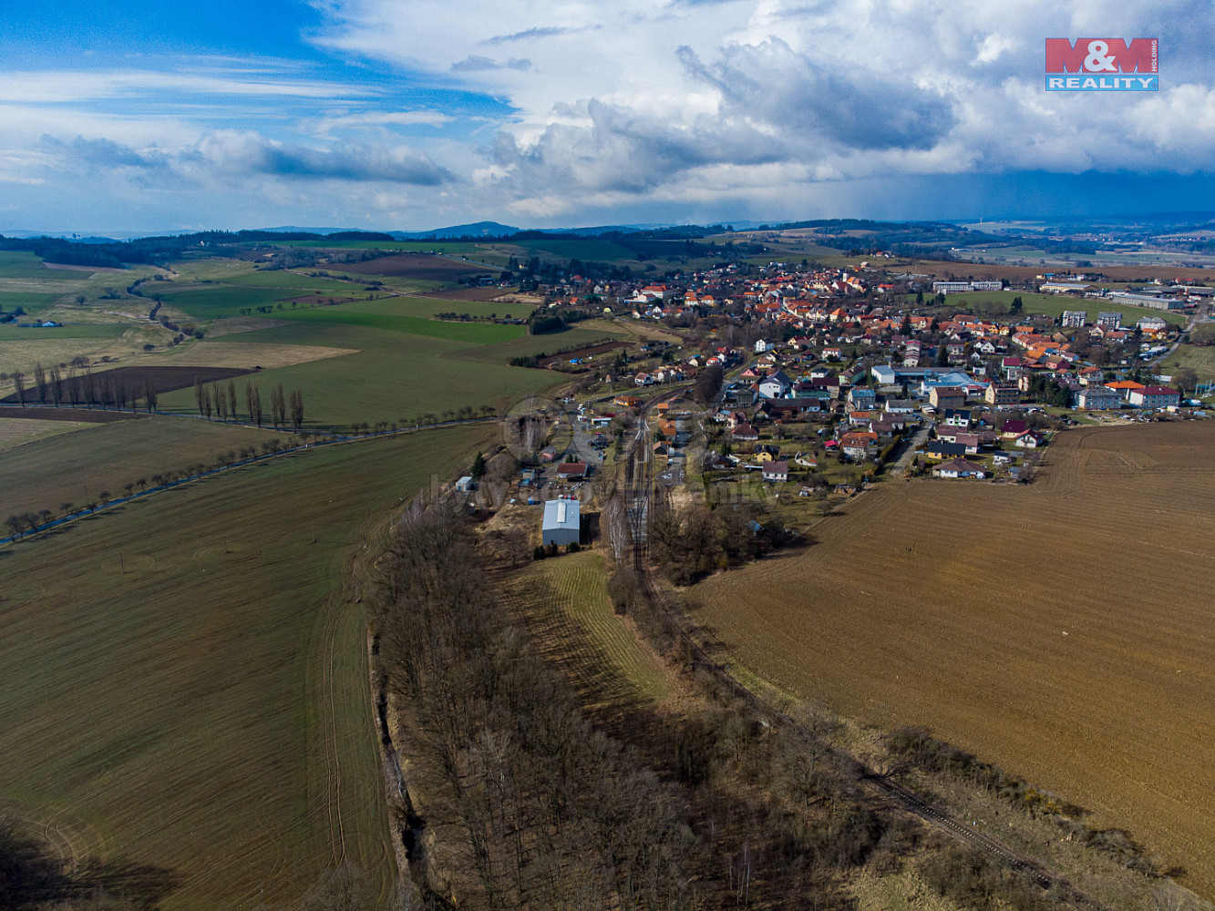 Pronájem obchodních prostor 421 m² – další