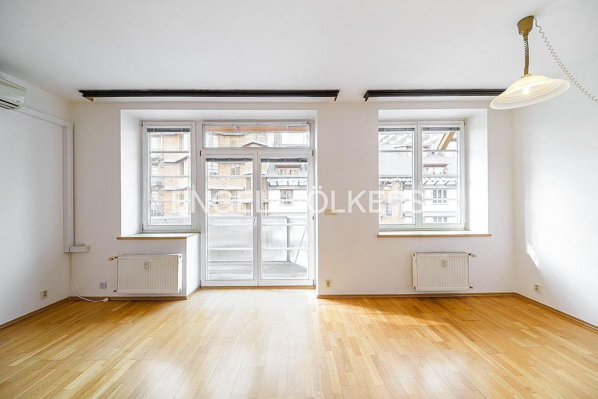 Pronájem bytu 3+1 100 m² — photo 2