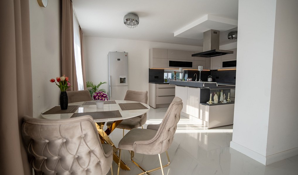 Prodej domu 210 m² s pozemkem 837 m², Sobětuchy – náhled fotky 7