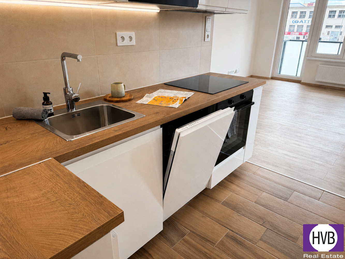 Prodej bytu 2+kk 42 m² — photo 2